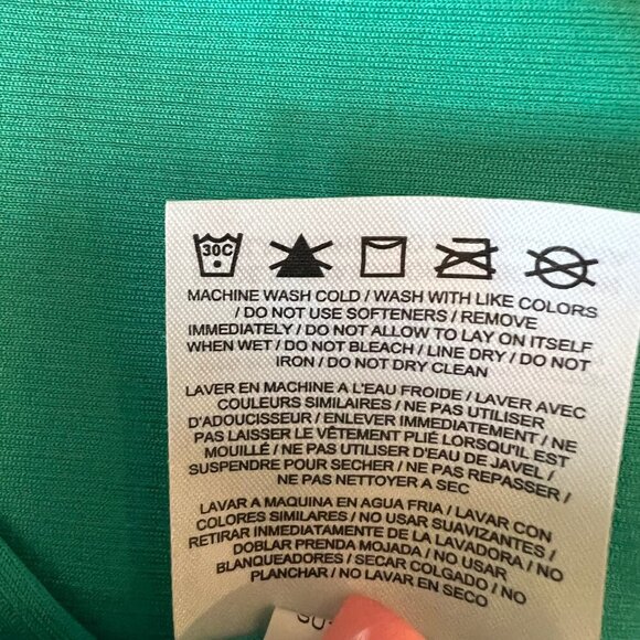 Women's Nike Green Dri-fit Training Racer Back, ribbed material, Size Medium - Picture 7 of 9